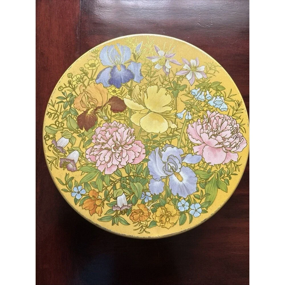 Vintage Floral Hallmark Tin Container 10